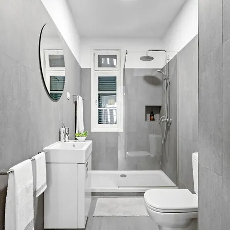 Live, And Laugh * Funchal (Madeira)